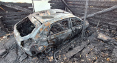Неосторожный житель Советского района спалил свою машину и гараж